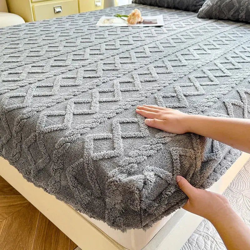 Ultra-Soft Ribbed Fitted Sheet, Fleece Feel