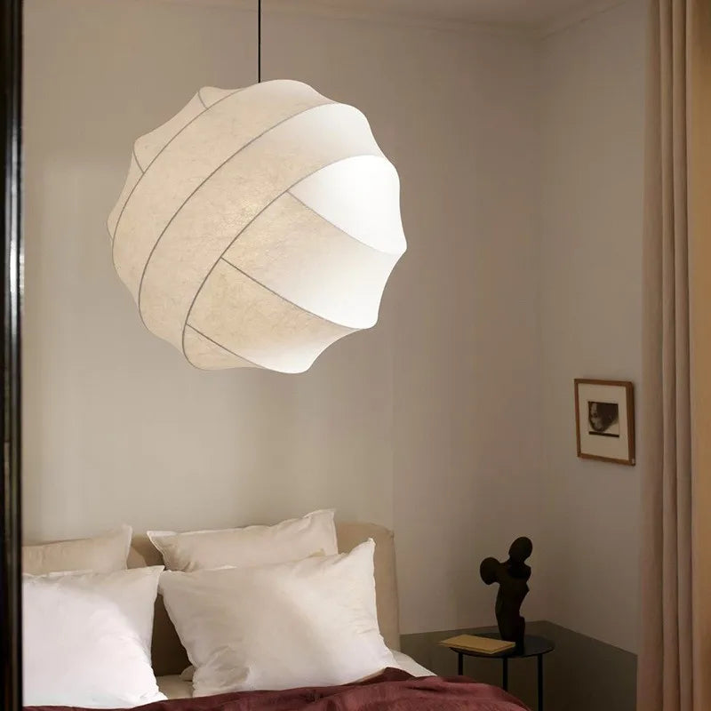 Suspension boule en soie style japonais wabi-sabi
