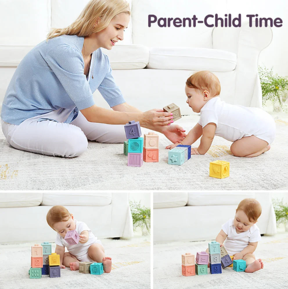 12 cubes souples en silicone qui couinent