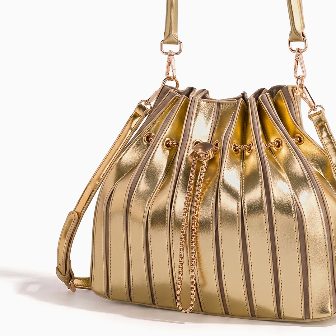 Sac seau plissé métallisé à cordon coulissant