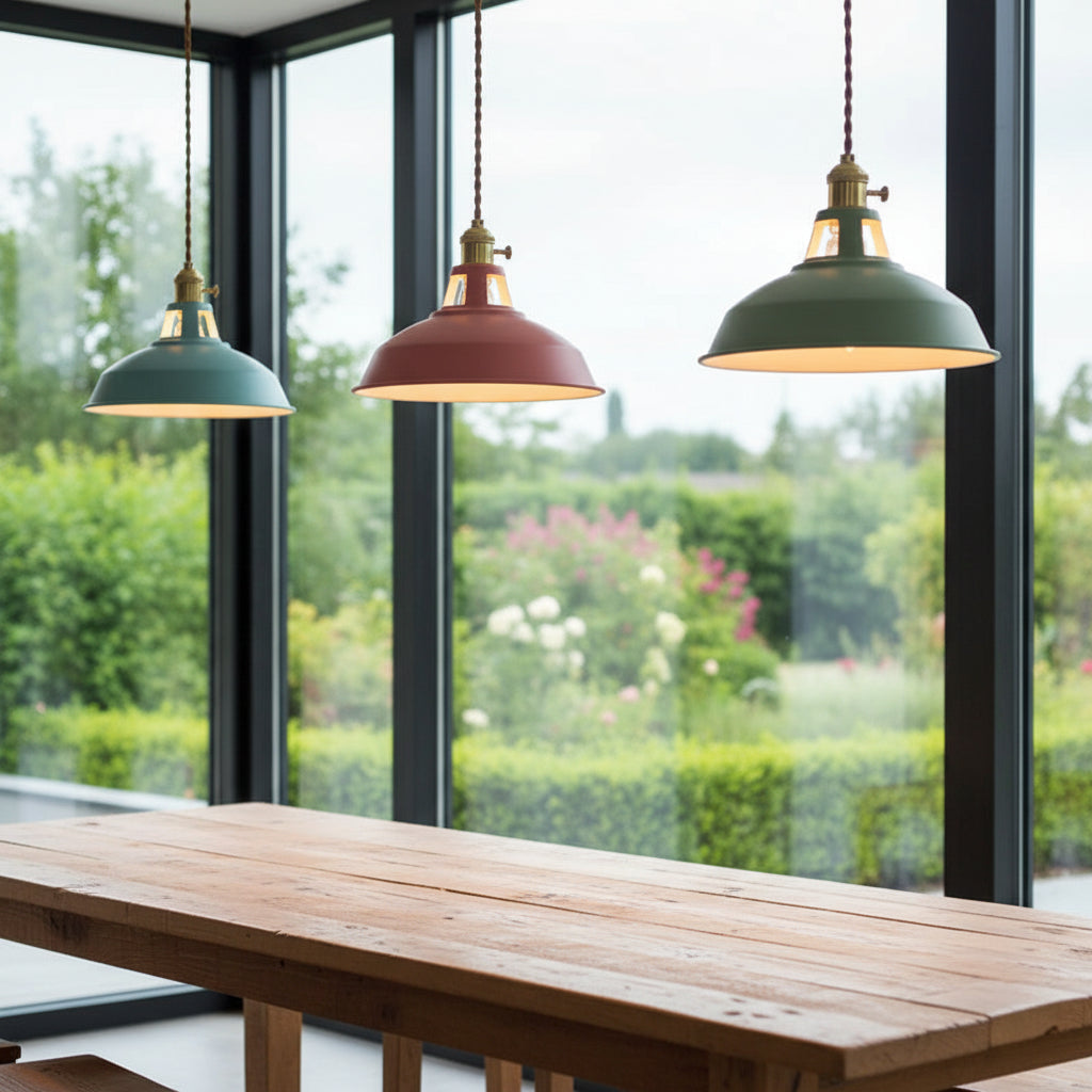 Suspension Élégante : Design Moderne et Coloré 4