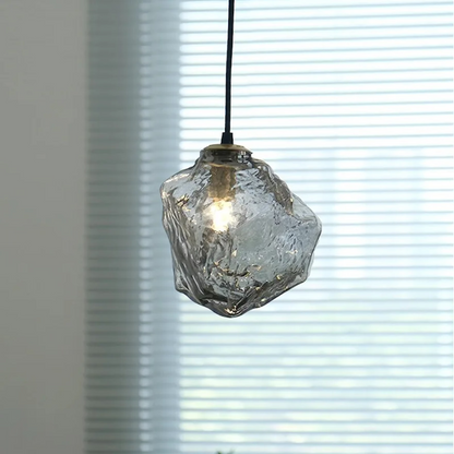 Suspension Élégante en Verre – Lumière Givrée et Moderne 6