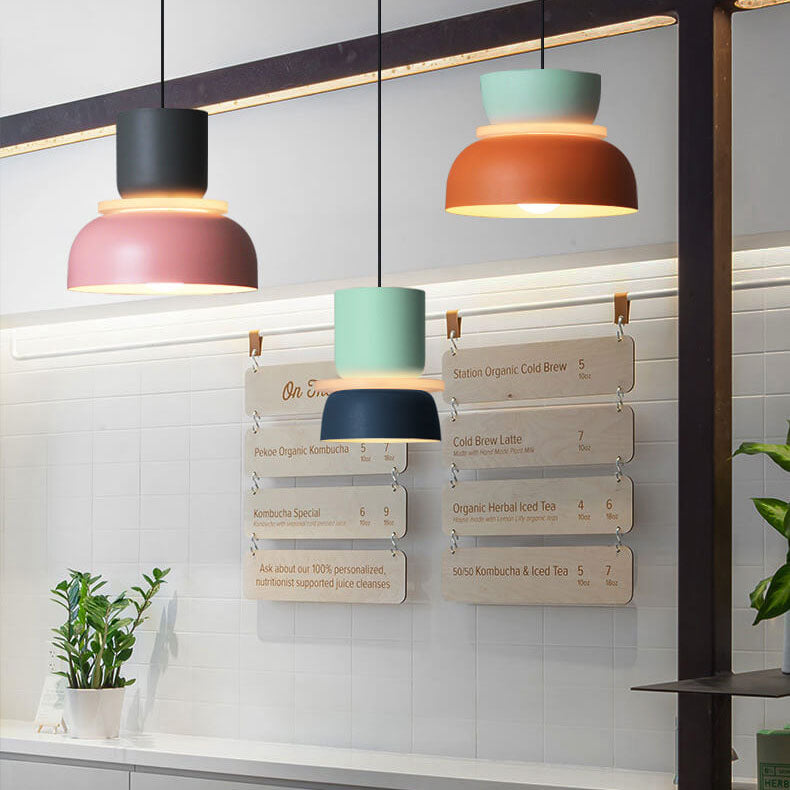 Suspension Lumineuse Scandinave Élégante en Métal Coloré 2
