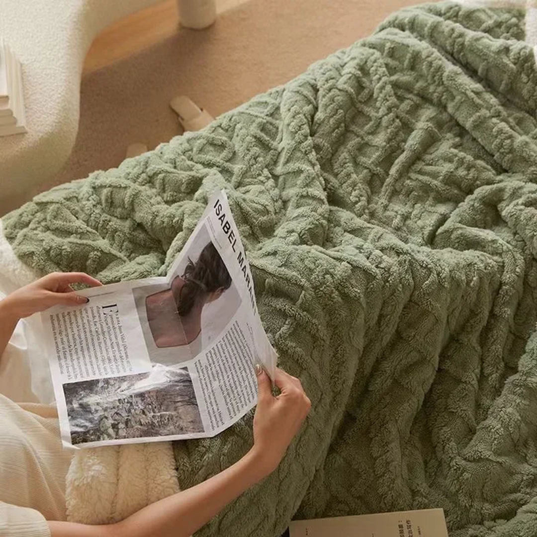 Thick Fleece Blanket - Reversible Sherpa Warmth 5