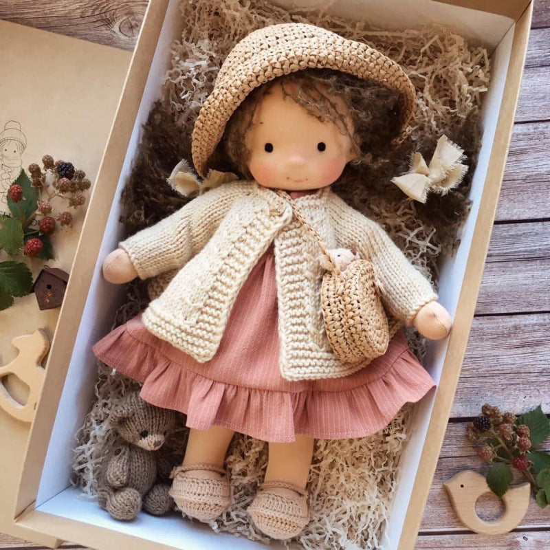 Poupée Waldorf Fait Main en Mohair et Bouclé