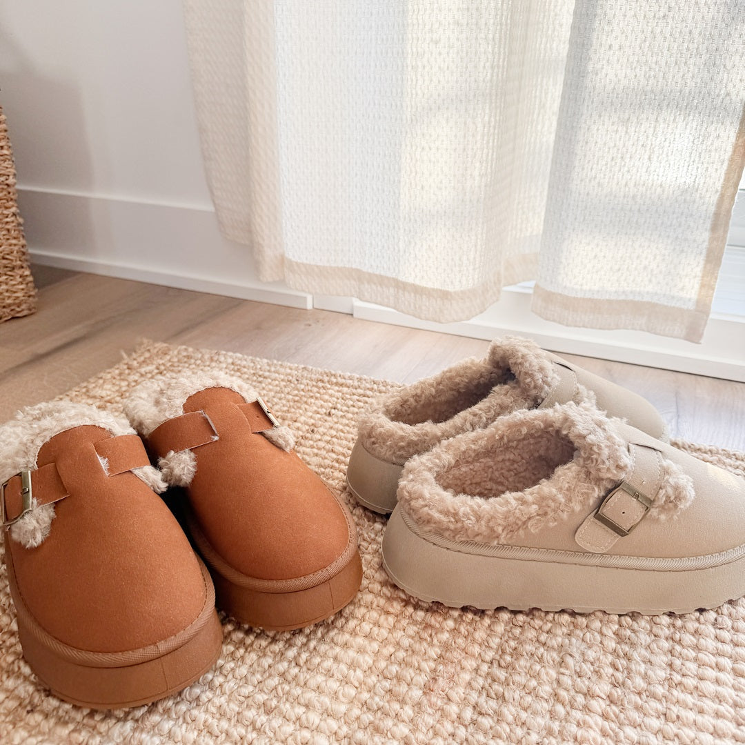 Women's Fleece Lined Buckle Platform Slippers - Cozy House Slippers for Autumn/Winter Comfort