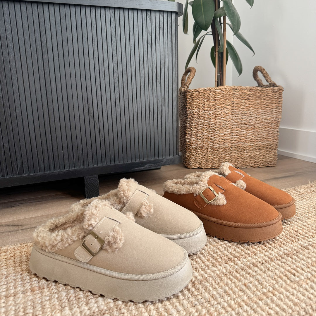 Women's Fleece Lined Buckle Platform Slippers - Cozy House Slippers for Autumn/Winter Comfort