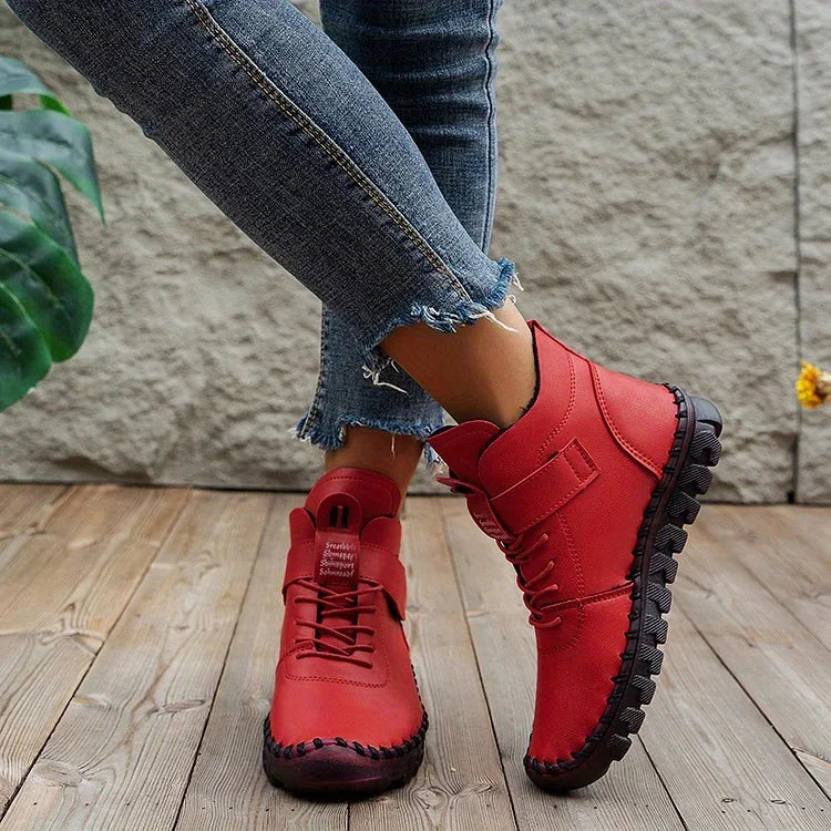 Women's Fleece Lined Comfort Boots - Stylish Supportive Boots for All-Day Warmth