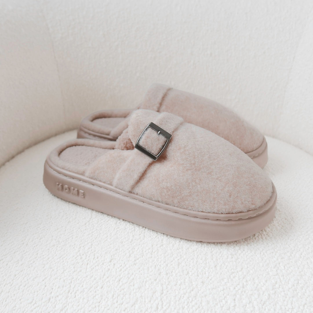 Women's Fuzzy Platform Slippers - Cozy Slip-On Footwear for Indoor and Outdoor Comfort