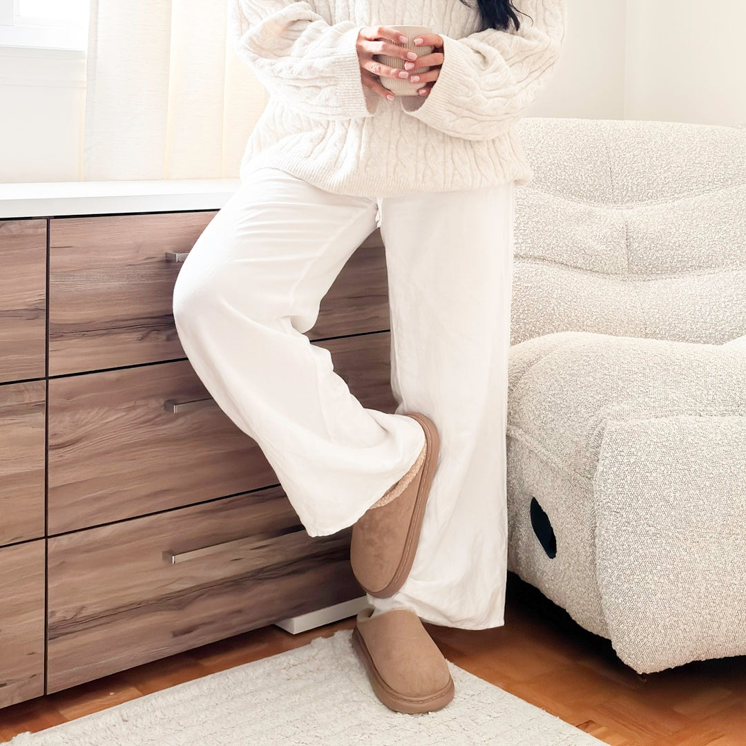 Women's Plush House Slippers - Cozy Suede-Like Footwear for All-Day Comfort