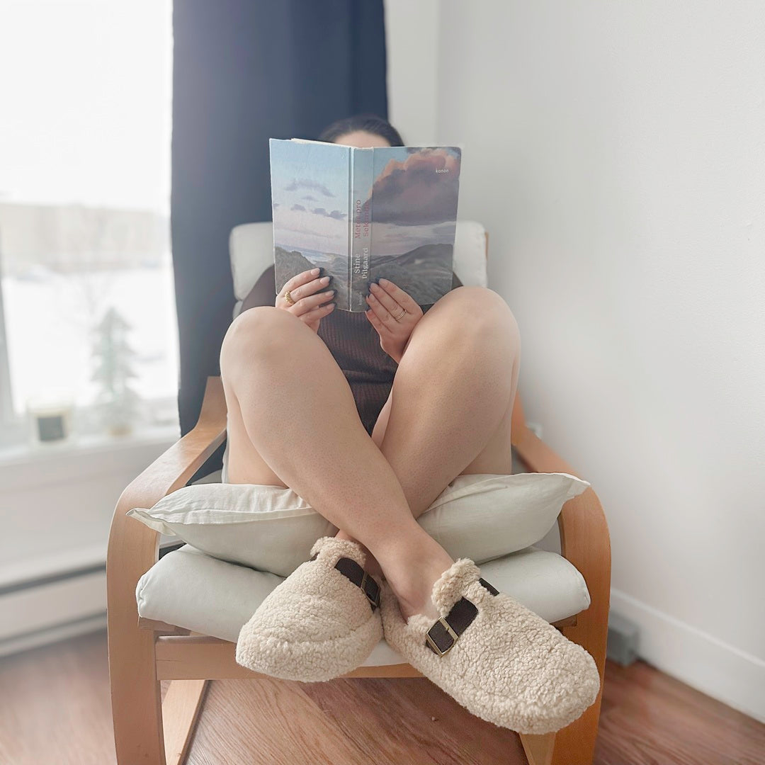 Women's Plush Mule Slippers - Cozy Slip-On Footwear for Home and Outdoor Comfort