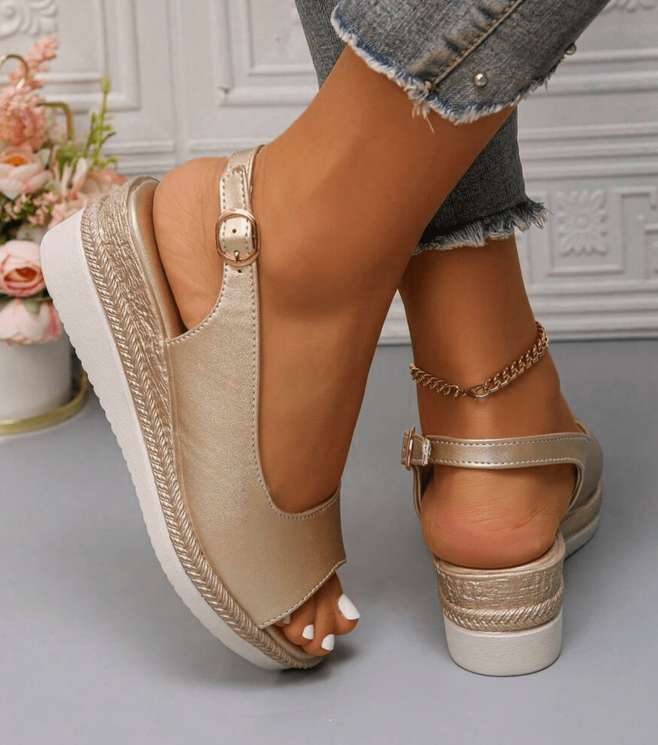 Women's Stylish Orthopedic Sandals - Comfortable Supportive Footwear for Everyday Wear