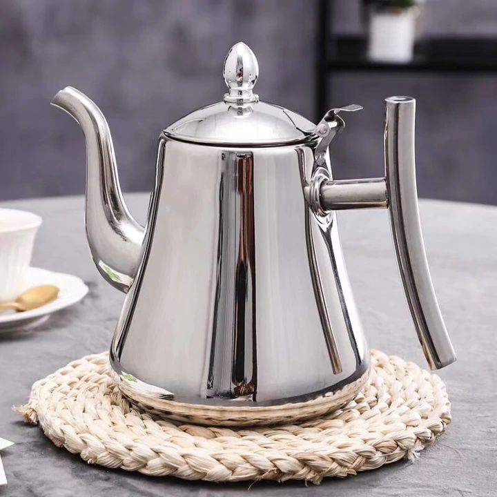 Whistling Induction Kettle with Built-In Filter