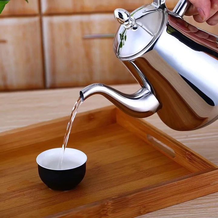 Whistling Induction Kettle with Built-In Filter