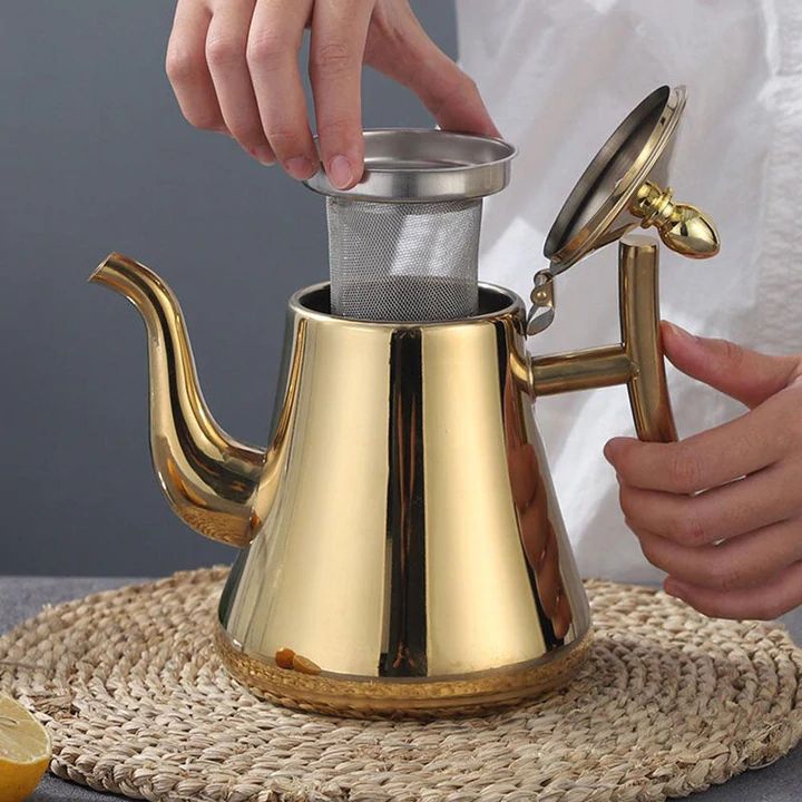 Whistling Induction Kettle with Built-In Filter