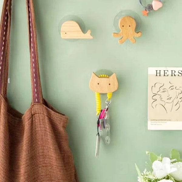 Patère murale animal en bois clair, style nordique