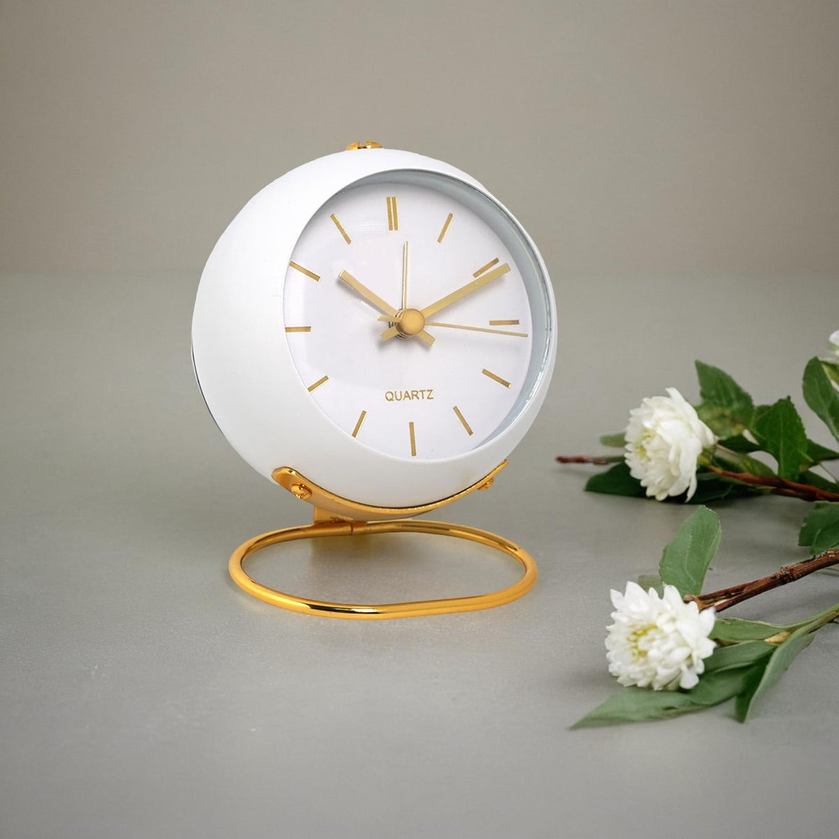 Electronic Metal Table Clock, Modern Design