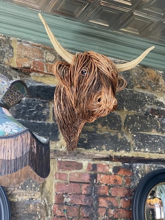 Sculpture vache murale artisanale – Maison Elmora