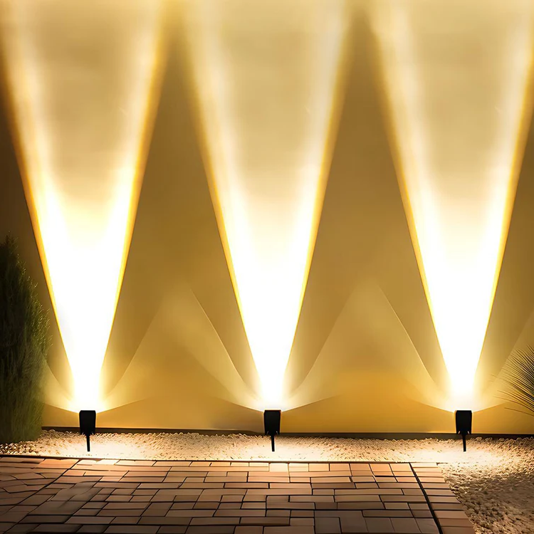 Spot LED Solaire Multi-Zoom Étanche pour Jardin