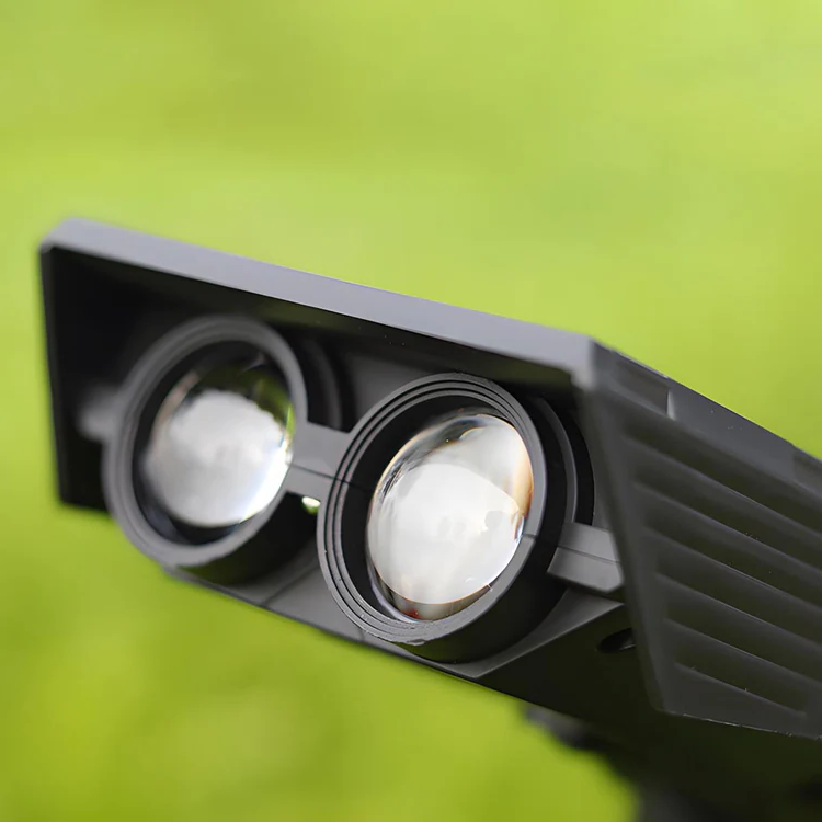 Spot LED Solaire Multi-Zoom Étanche pour Jardin