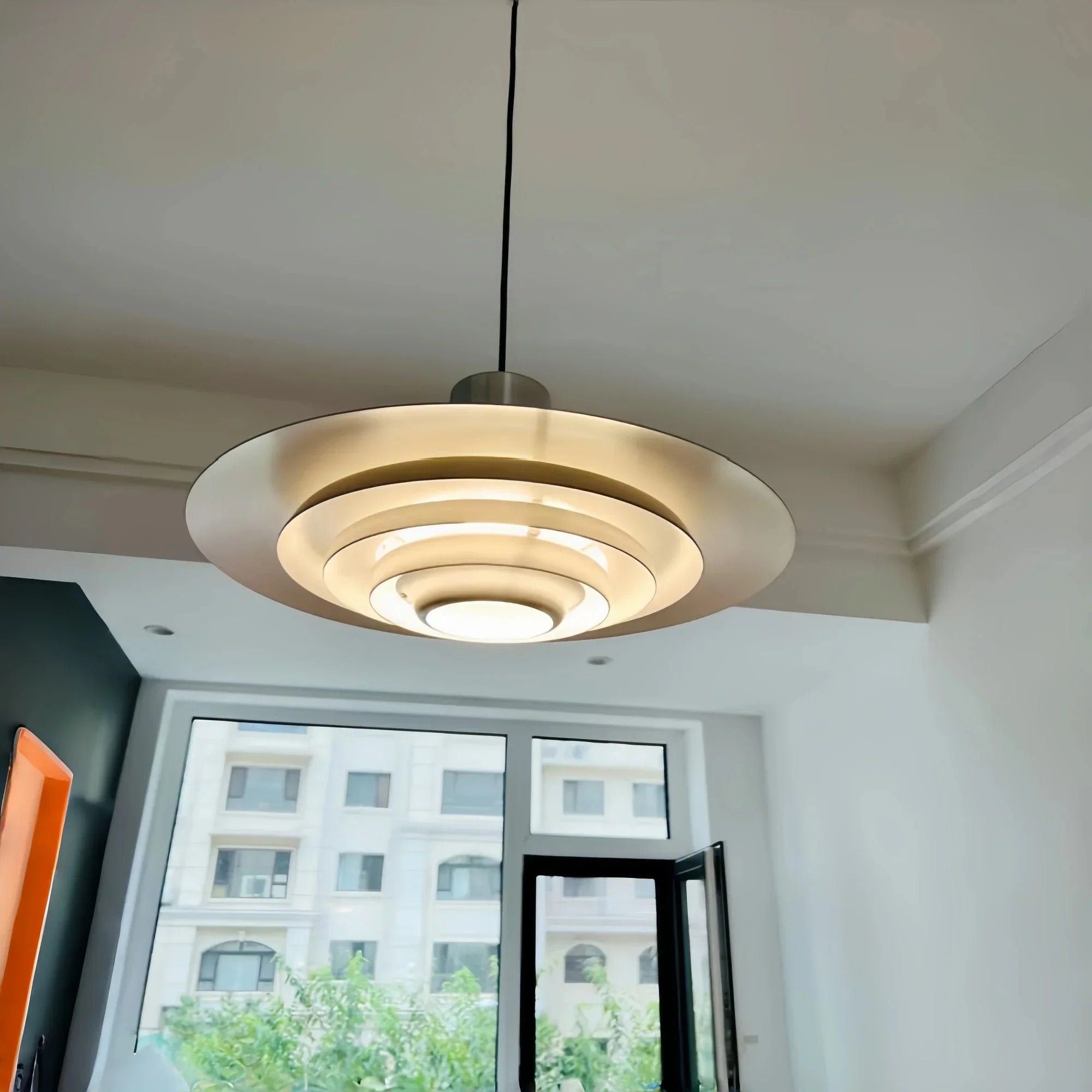 Suspension Saveria