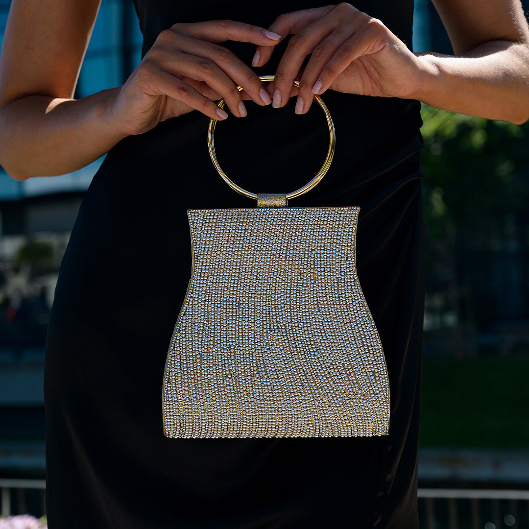Petit sac à main doré serti de strass