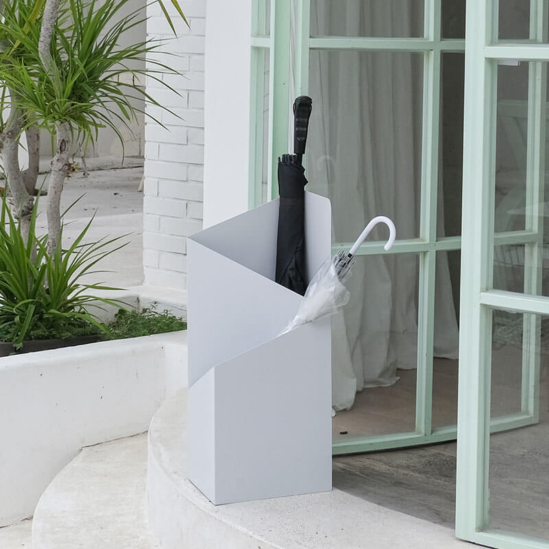 Porte-parapluie en métal, design scandinave géométrique