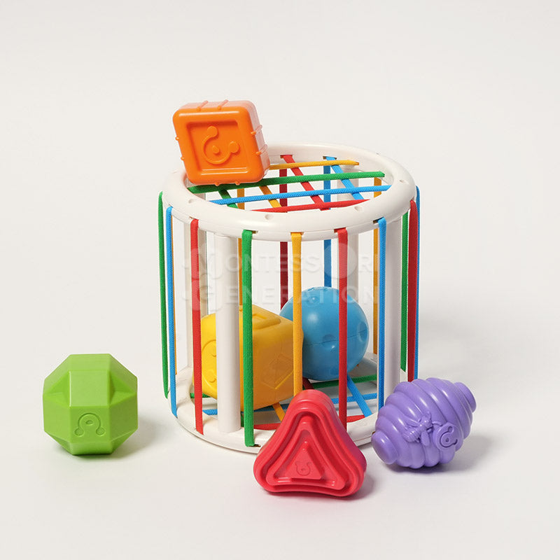 Boîte à formes à encastrer avec 6 pièces, dès 12 mois