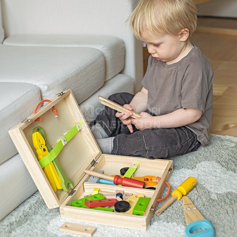 Caisse à outils en bois pour enfant, 8 outils